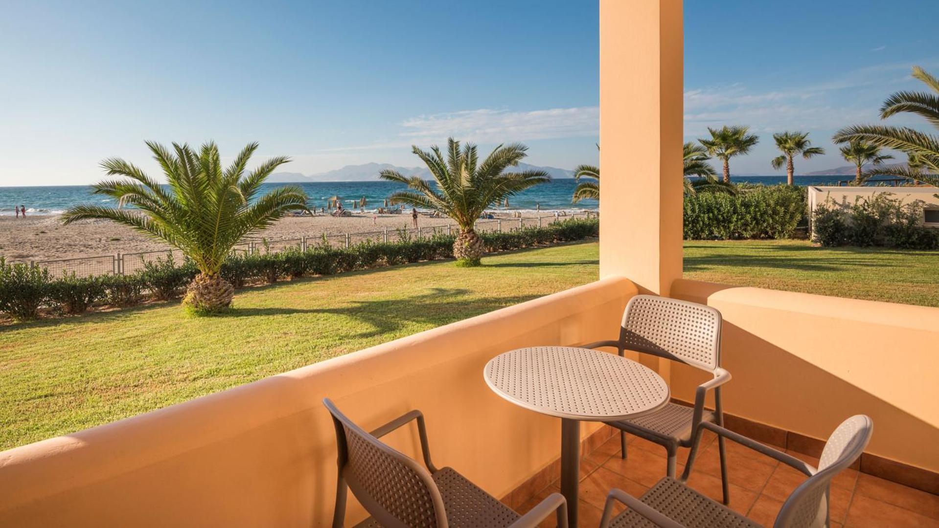 Horizon Beach Resort Мастрихари Стая снимка